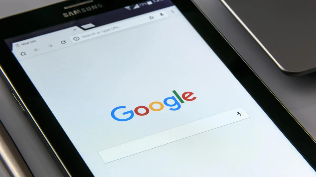 ROAS Médio por Vertical no Google Ads Brasil: Benchmarks Essenciais para 2026