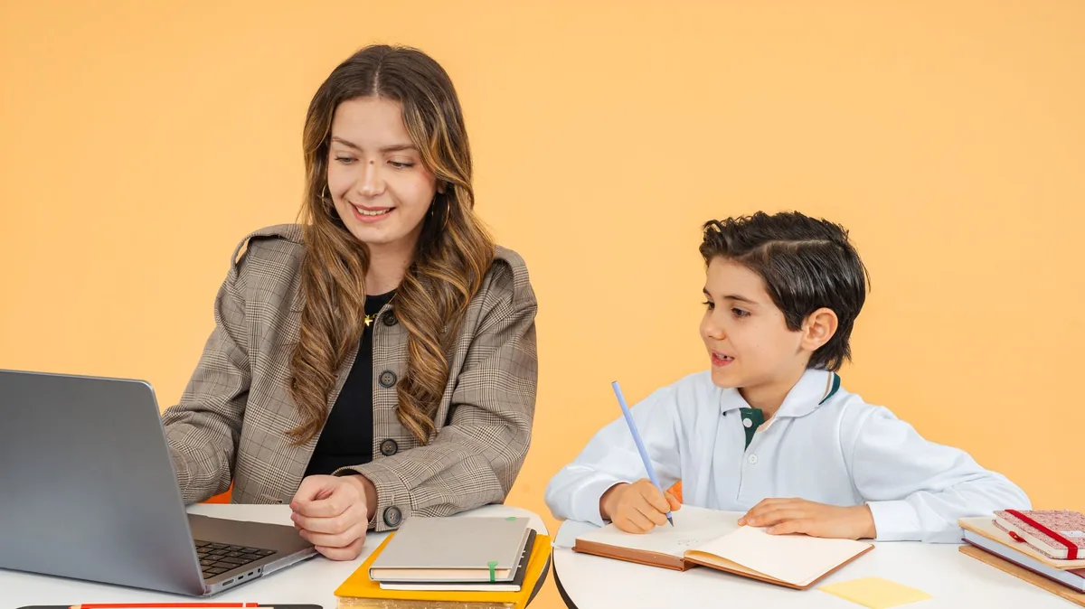 Marketing para Escolas Particulares em Recife: Como Atrair Matrículas Sem Depender de Indicações